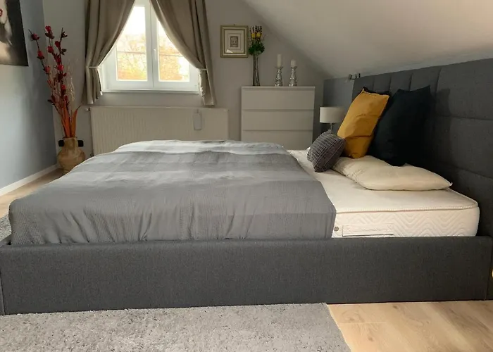 Luca Holiday House